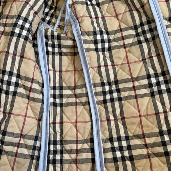 Burberry Quilted Lightweight Jacket - Powder Blue - ⭐️ Host Pick ⭐️ - Picture 5 of 11